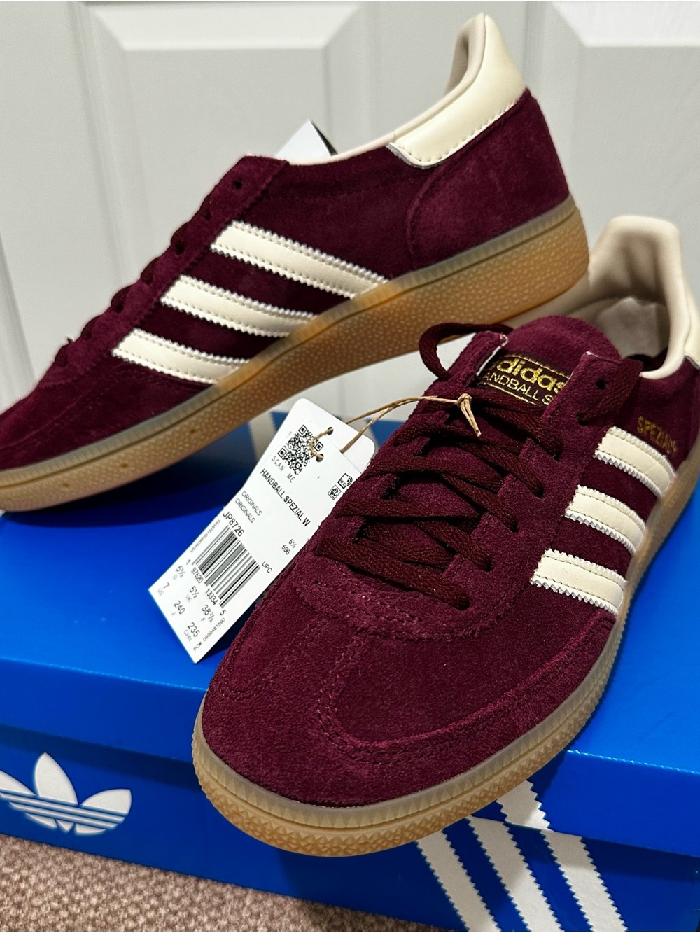 Women’s Adidas Spezials - Size 7 - NEW